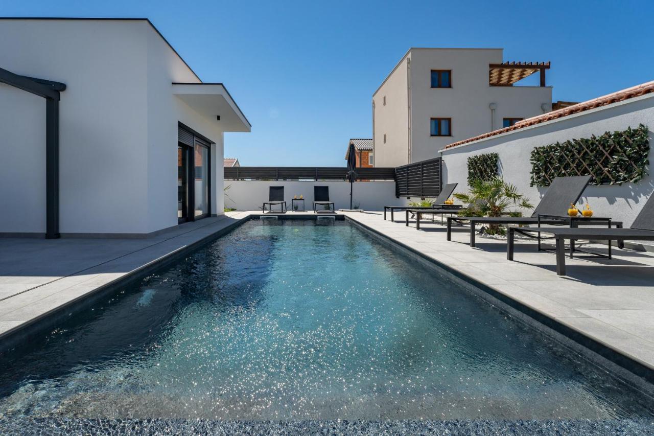 Villa Atrio 塞利讷 外观 照片